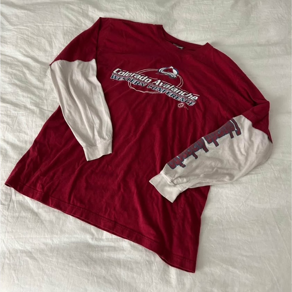 SOLD FBMP- Vintage Avalanche WC Tee with White build in sleeve Size L